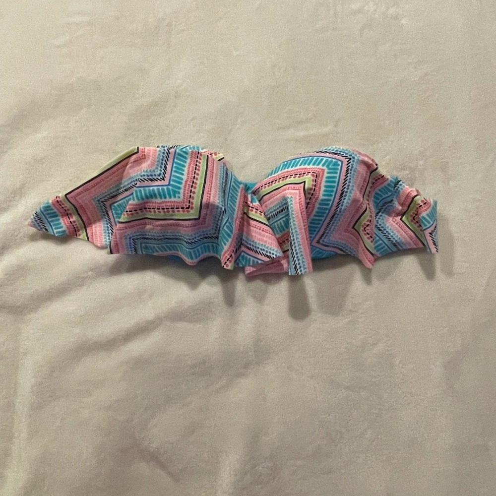 NWOT - Women’s Bikini Top